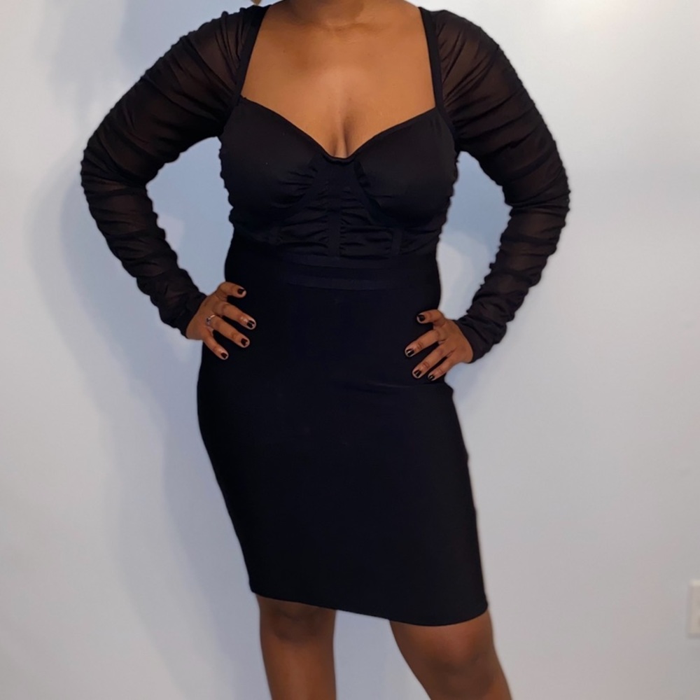 little black dress 🖤 bodycon